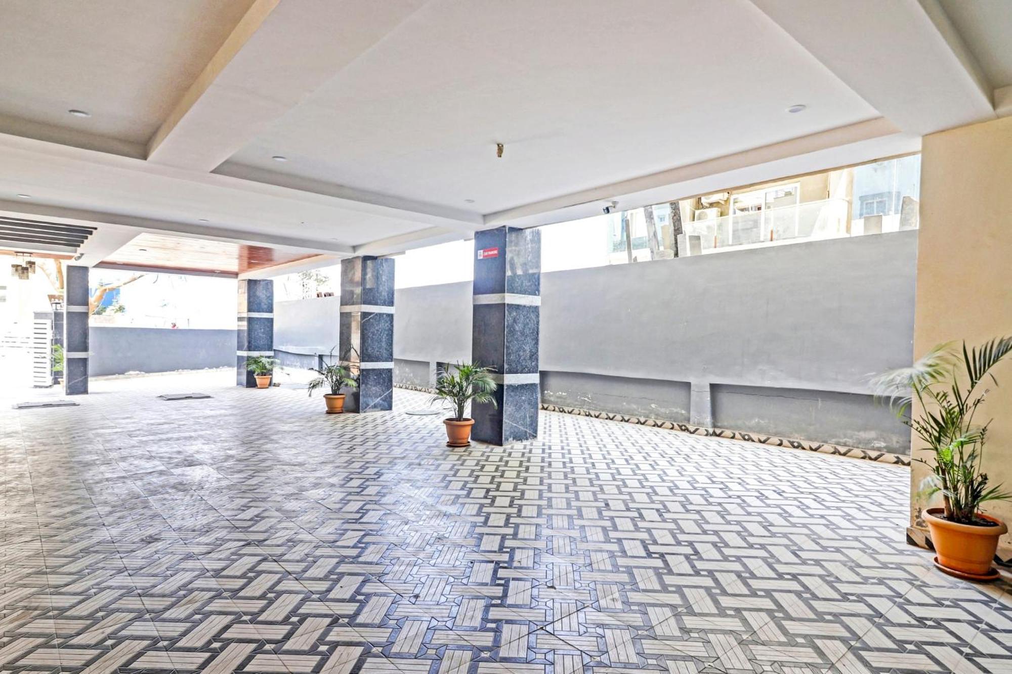 Collection O White House Near Kims Kondapur Hotel Kondapur  Luaran gambar